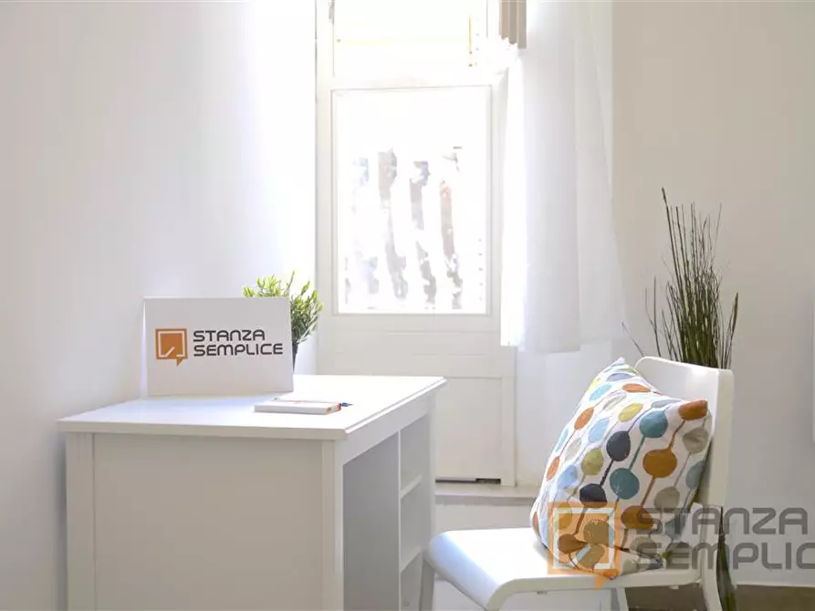 Immagine 1 di Stanza singola in affitto  in Strada Maggiore 47 a Bologna