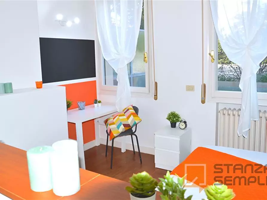 Immagine 2 di Stanza singola in affitto  in Via Ciro Menotti 52 a Modena