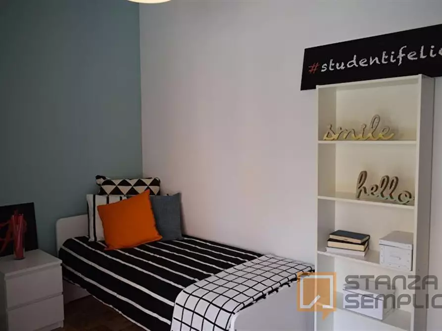 Immagine 1 di Stanza singola in affitto  in Via Zadei 11 a Brescia
