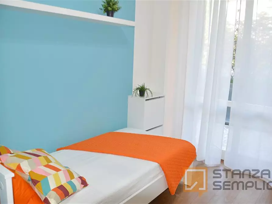 Immagine 4 di Stanza singola in affitto  in Via Ciro Menotti 52 a Modena