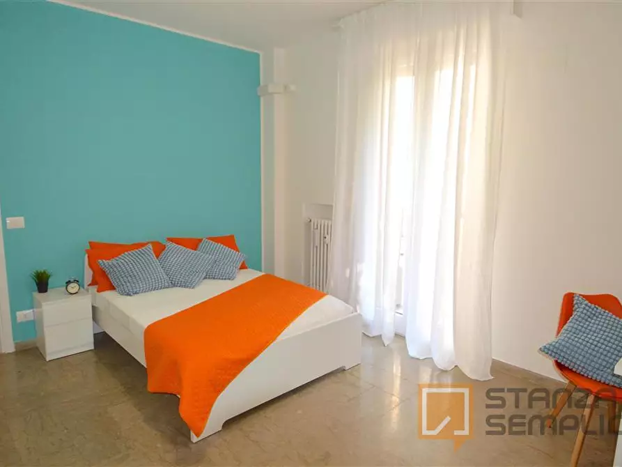 Immagine 2 di Stanza singola in affitto  in Via Emilia Est 36-50 a Modena