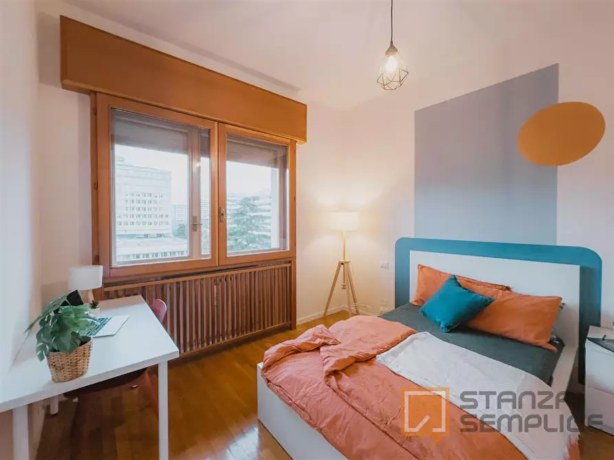 Immagine 3 di Stanza singola in affitto  in Via Cipro 8 a Brescia