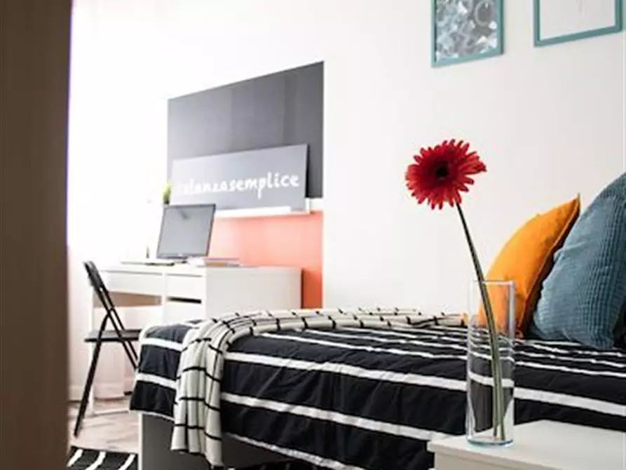 Immagine 2 di Stanza singola in affitto  in Via Pusterla 5 a Brescia