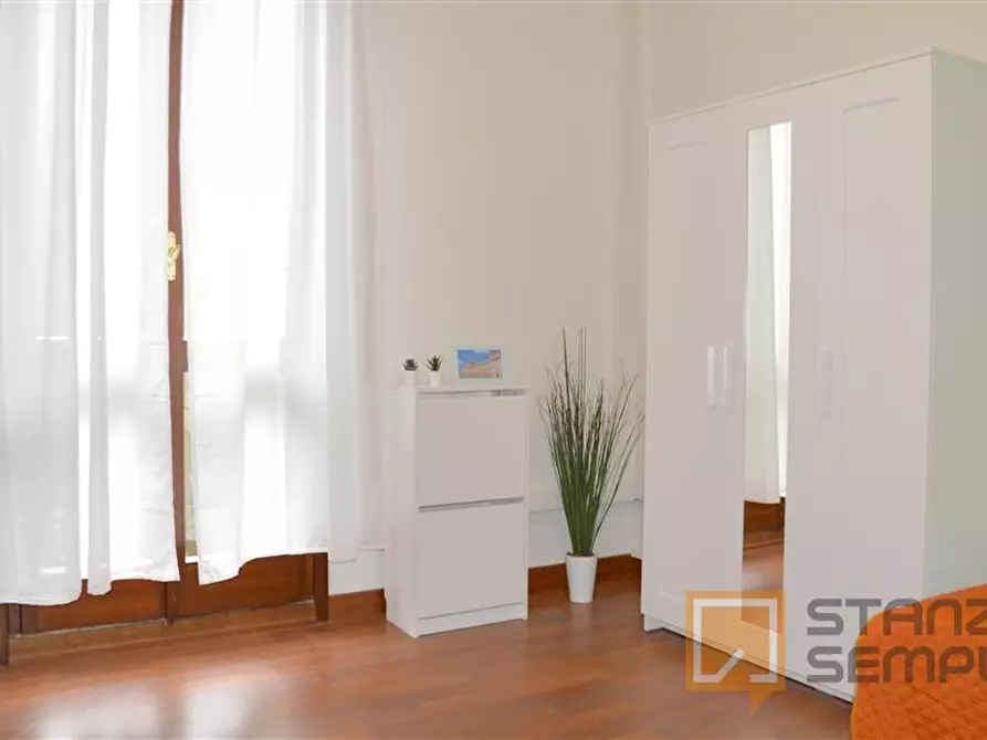 Immagine 4 di Stanza singola in affitto  in Piazzale Risorgimento 12 a Modena