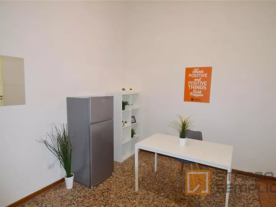 Immagine 6 di Stanza singola in affitto  in Corso Canal Grande 16 a Modena