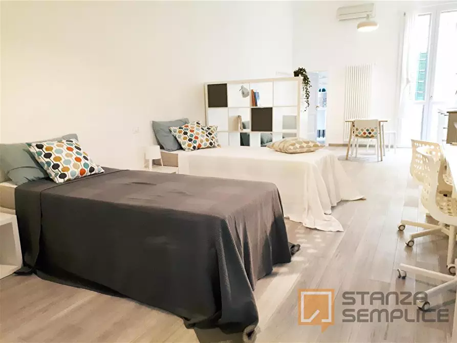 Immagine 2 di Stanza singola in affitto  in Strada Maggiore 63 a Bologna