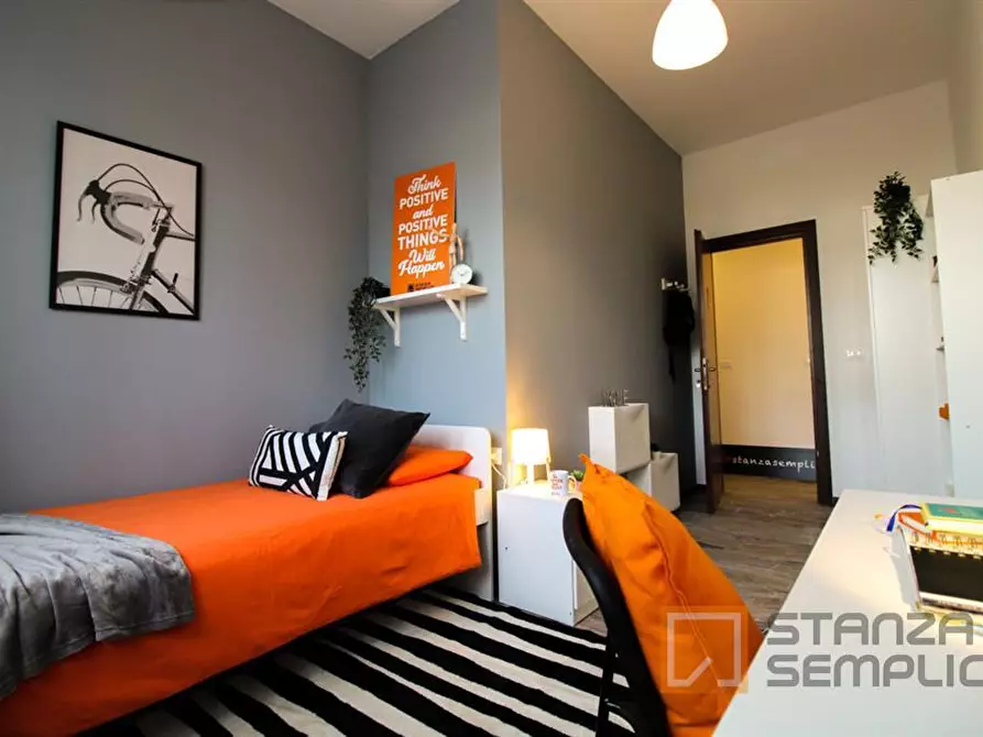 Immagine 1 di Stanza singola in affitto  in Via Laura Bassi Veratti 1 a Bologna