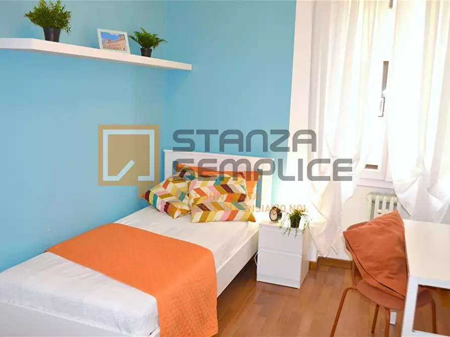 Immagine 1 di Stanza singola in affitto  in Viale Muratori 225 a Modena