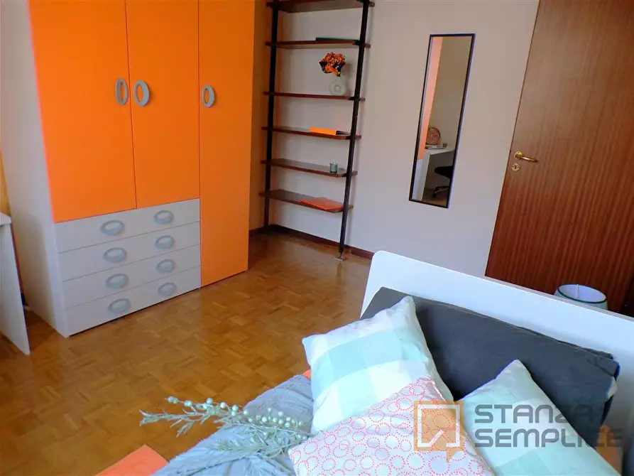 Immagine 37 di Stanza singola in affitto  in Via  Rodolfo Mondolfo 7 a Bologna