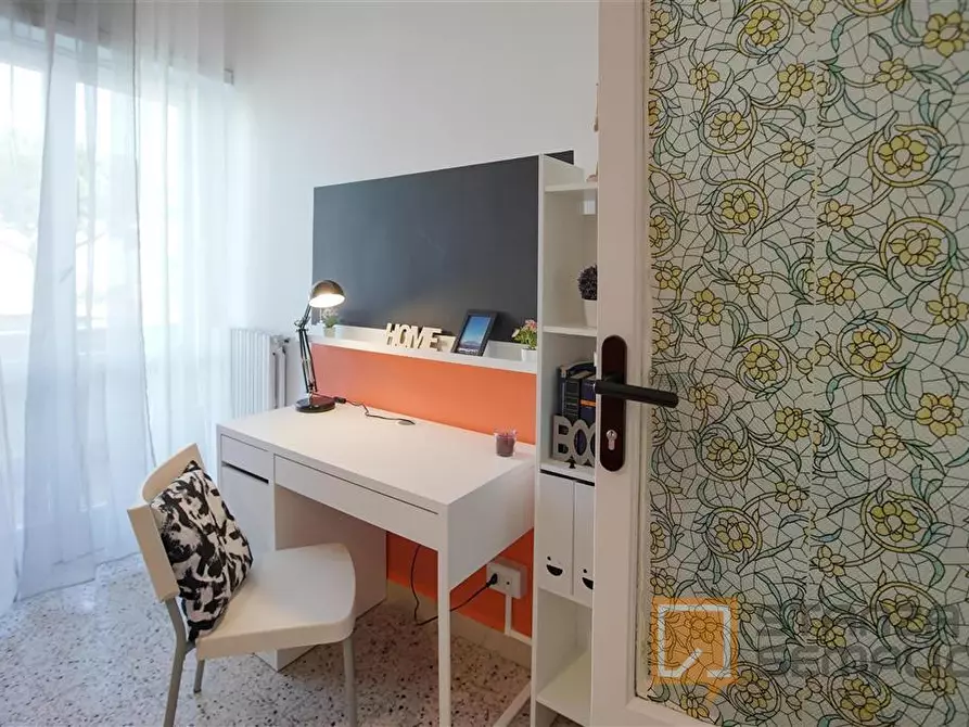 Immagine 5 di Stanza singola in affitto  in Via Colli Aminei 112  a Napoli