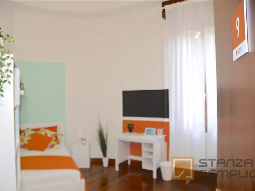 Immagine 2 di Stanza singola in affitto  in Piazzale Risorgimento 12 a Modena