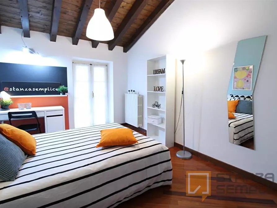 Immagine 3 di Stanza singola in affitto  in Via Trieste 19 a Brescia