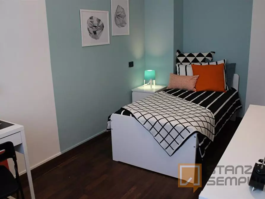 Immagine 3 di Stanza singola in affitto  in Viale Europa 72 a Brescia