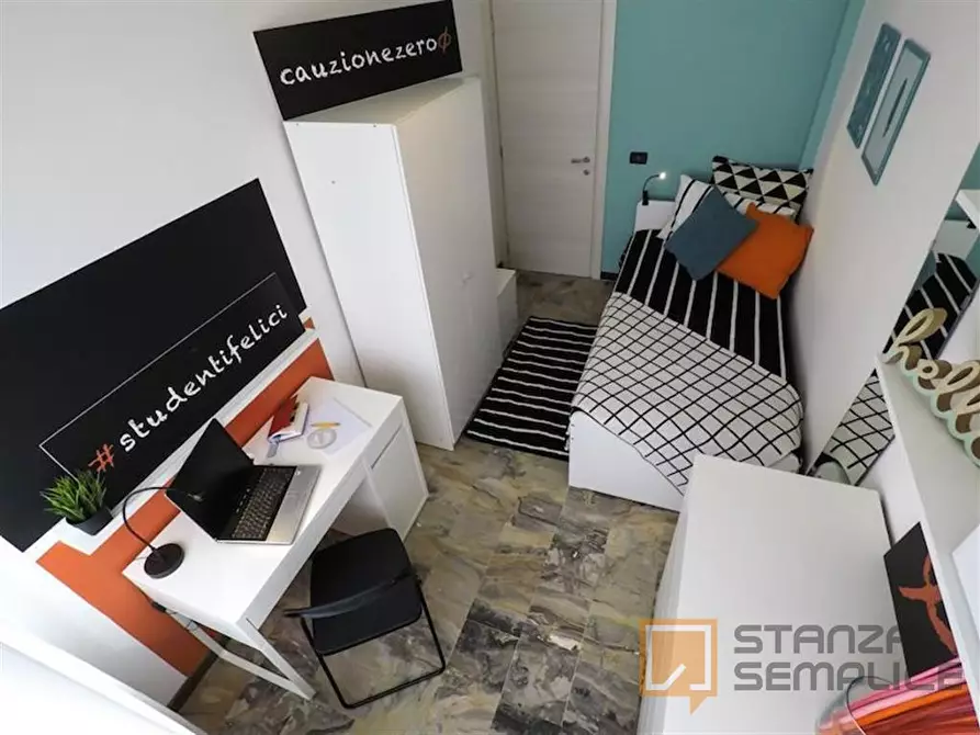 Immagine 1 di Stanza singola in affitto  in Via Pusterla 5 a Brescia