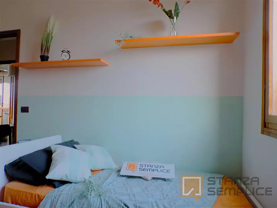 Immagine 36 di Stanza singola in affitto  in Via  Rodolfo Mondolfo 7 a Bologna