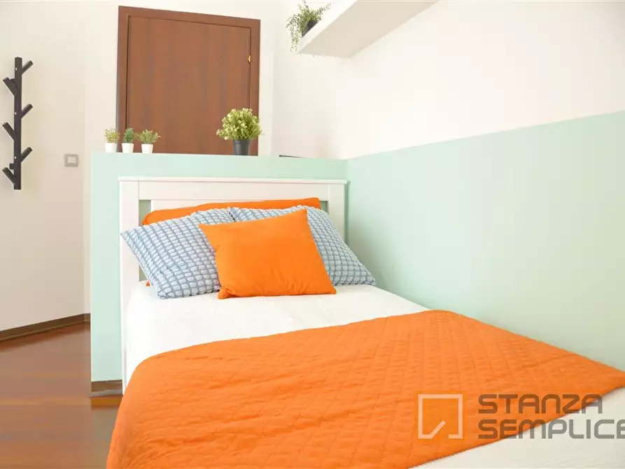 Immagine 5 di Stanza singola in affitto  in Piazzale Risorgimento 12 a Modena