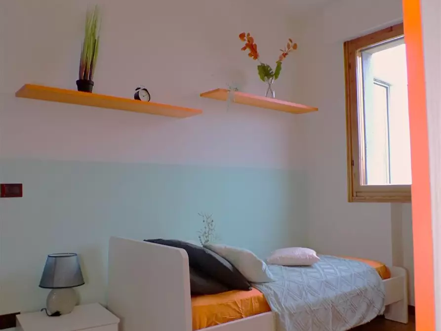 Immagine 21 di Stanza singola in affitto  in Via  Rodolfo Mondolfo 7 a Bologna