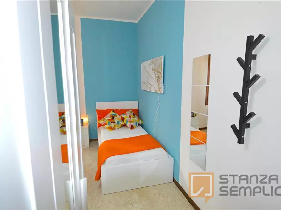 Immagine 3 di Stanza singola in affitto  in Via Marzabotto 72 a Modena