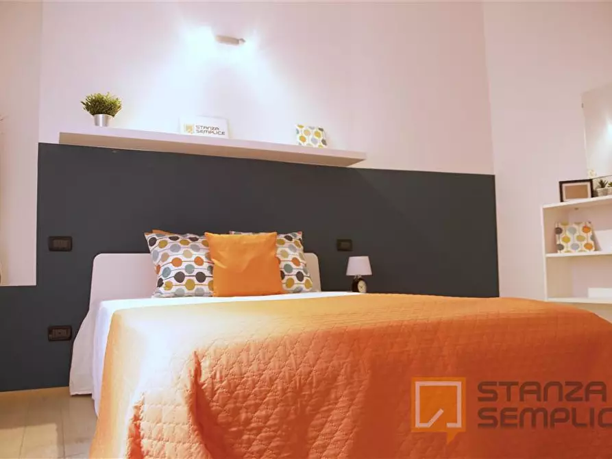 Immagine 1 di Stanza singola in affitto  in Via Marsili 2 a Bologna