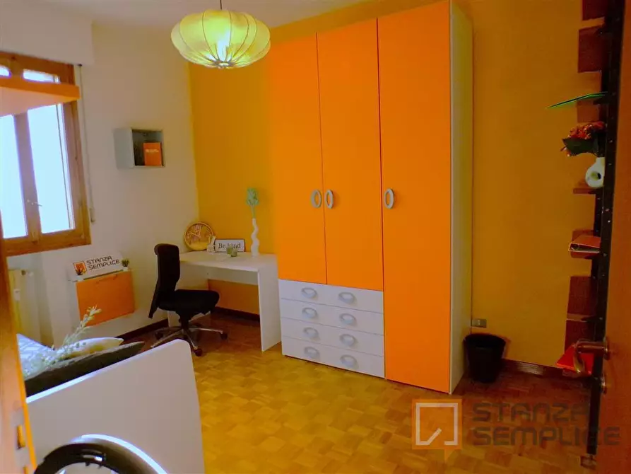 Immagine 15 di Stanza singola in affitto  in Via  Rodolfo Mondolfo 7 a Bologna