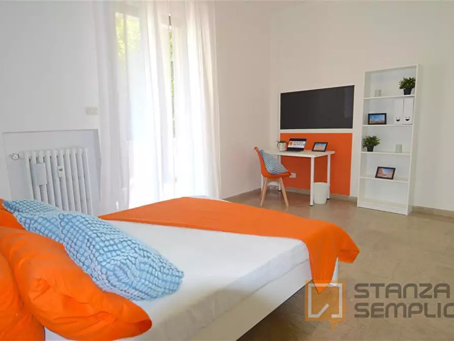 Immagine 3 di Stanza singola in affitto  in Via Emilia Est 36-50 a Modena