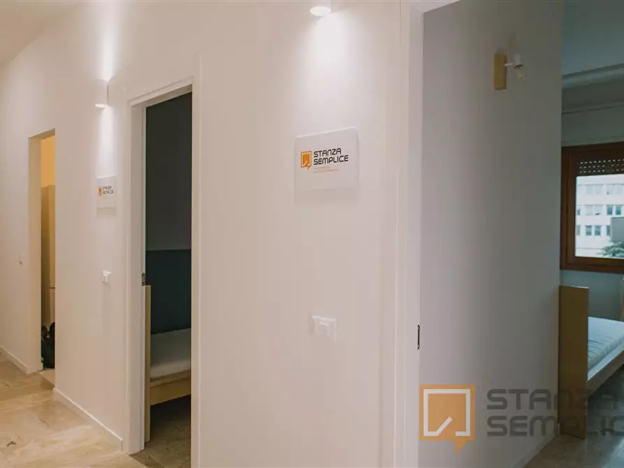 Immagine 40 di Stanza singola in affitto  in Via Cipro 8 a Brescia