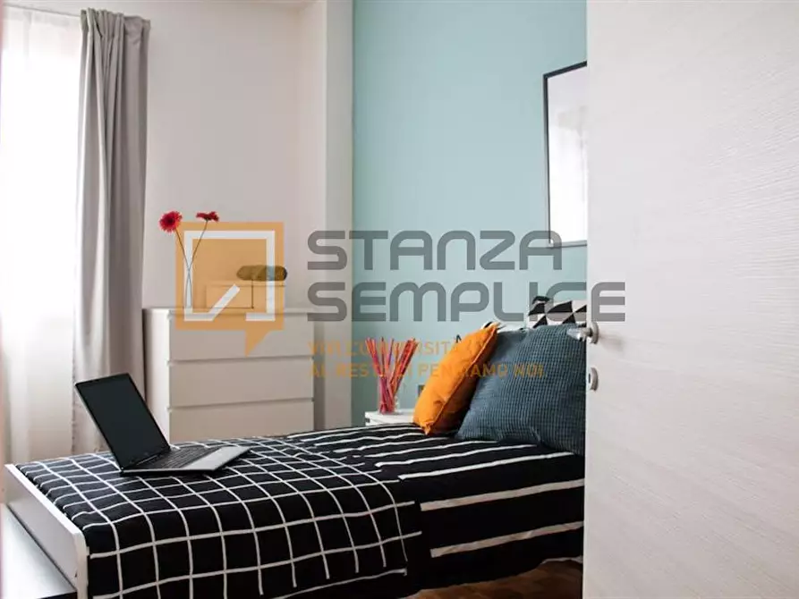 Immagine 2 di Stanza singola in affitto  in Via Pusterla 5 a Brescia
