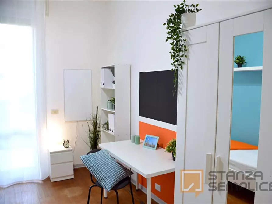 Immagine 2 di Stanza singola in affitto  in Via Ciro Menotti 52 a Modena