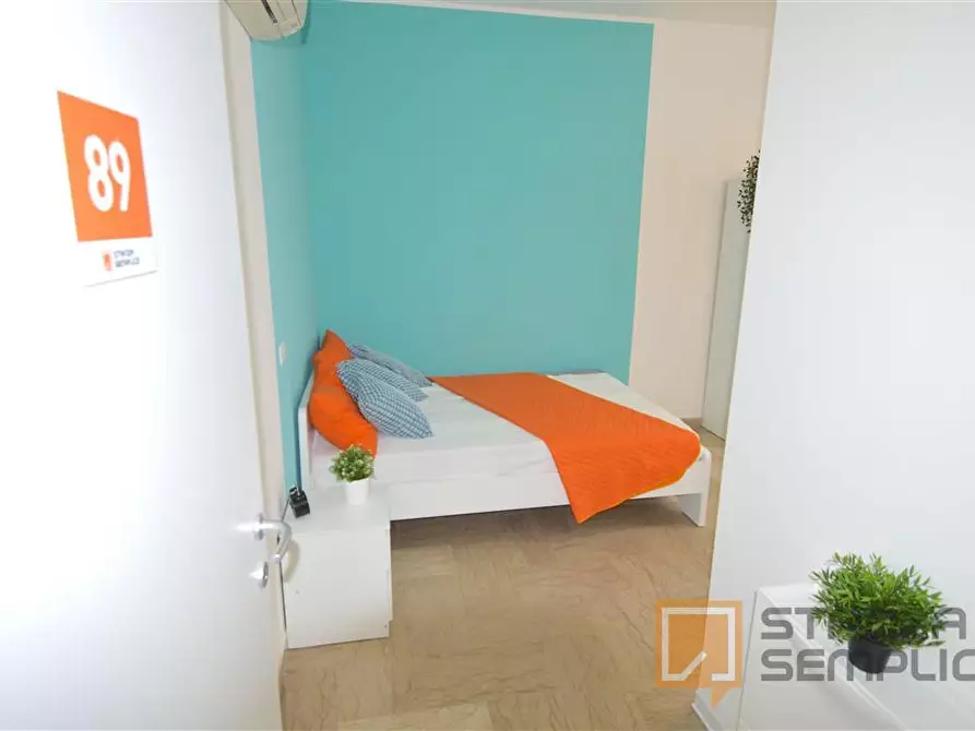 Immagine 1 di Stanza singola in affitto  in Via Emilia Est 36-50 a Modena