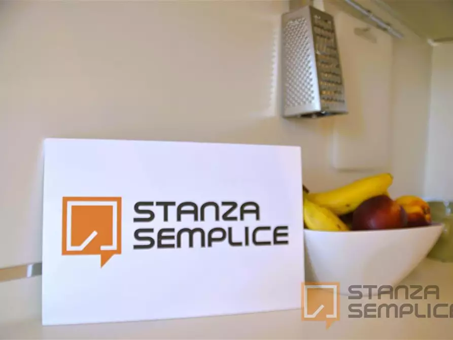 Immagine 9 di Stanza singola in affitto  in Via Vincenzi 19 a Modena