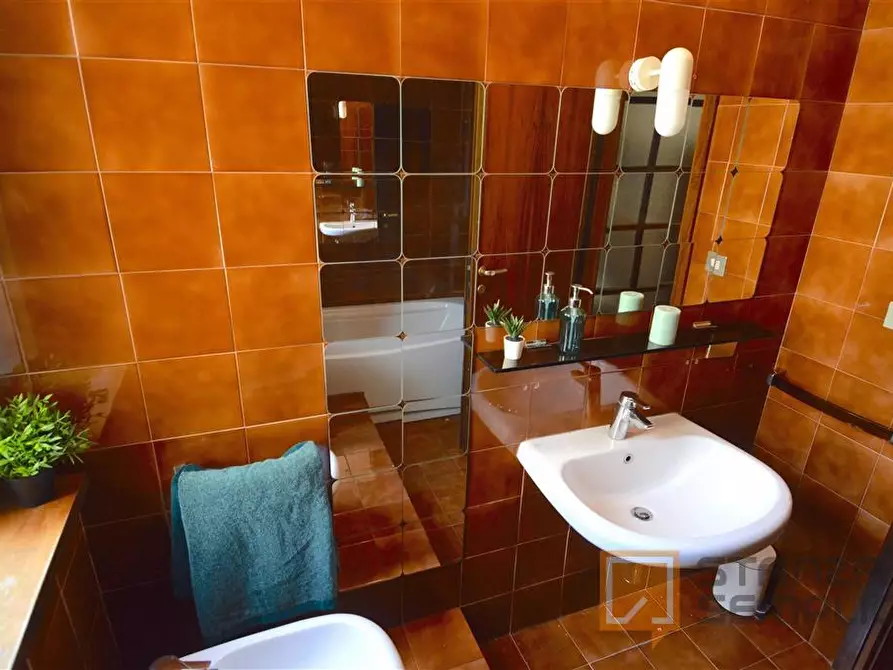 Immagine 15 di Stanza singola in affitto  in Via Giardini 111 - 1° piano a Modena