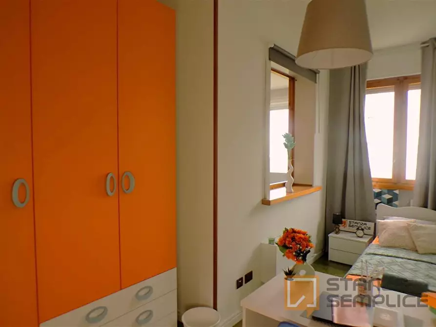 Immagine 6 di Stanza singola in affitto  in Via  Rodolfo Mondolfo 7 a Bologna