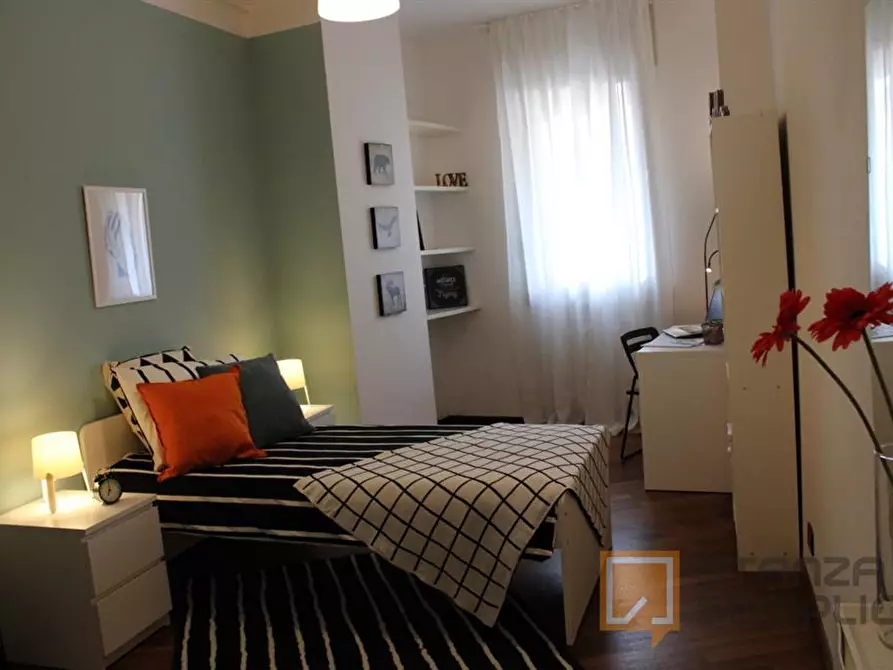 Immagine 1 di Stanza singola in affitto  in Viale Europa 72 a Brescia