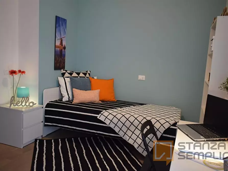 Immagine 1 di Stanza singola in affitto  in Via Ambaraga 60 a Brescia