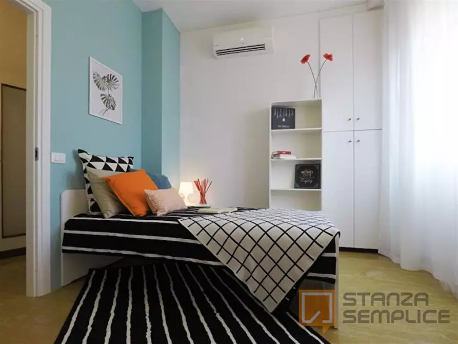 Immagine 5 di Stanza singola in affitto  in Via Pusterla 5 a Brescia