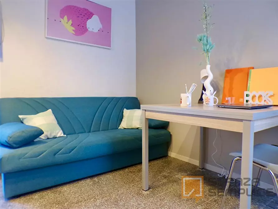 Immagine 2 di Stanza singola in affitto  in Via Santissima Annunziata 7/3 a Bologna