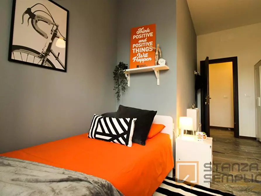 Immagine 2 di Stanza singola in affitto  in Via Laura Bassi Veratti 1 a Bologna