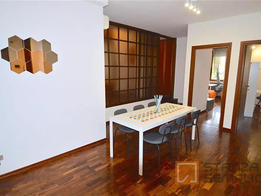 Immagine 5 di Stanza singola in affitto  in Via Giardini 111 - 1° piano a Modena