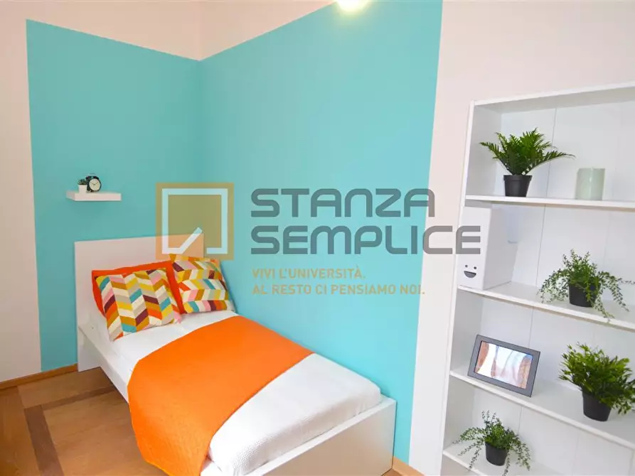 Immagine 2 di Stanza singola in affitto  in Corso Canal Grande 16 a Modena