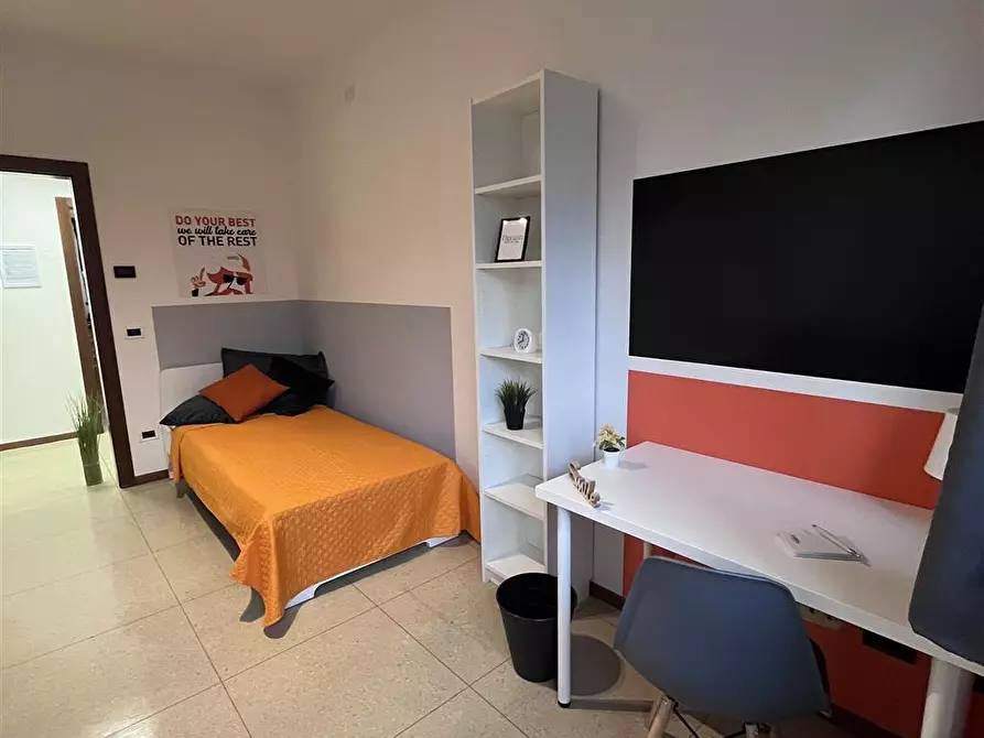 Immagine 2 di Stanza singola in affitto  in Via Del Brennero, 136 a Trento