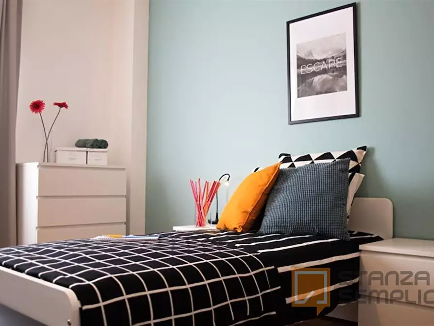 Immagine 5 di Stanza singola in affitto  in Via Pusterla 5 a Brescia