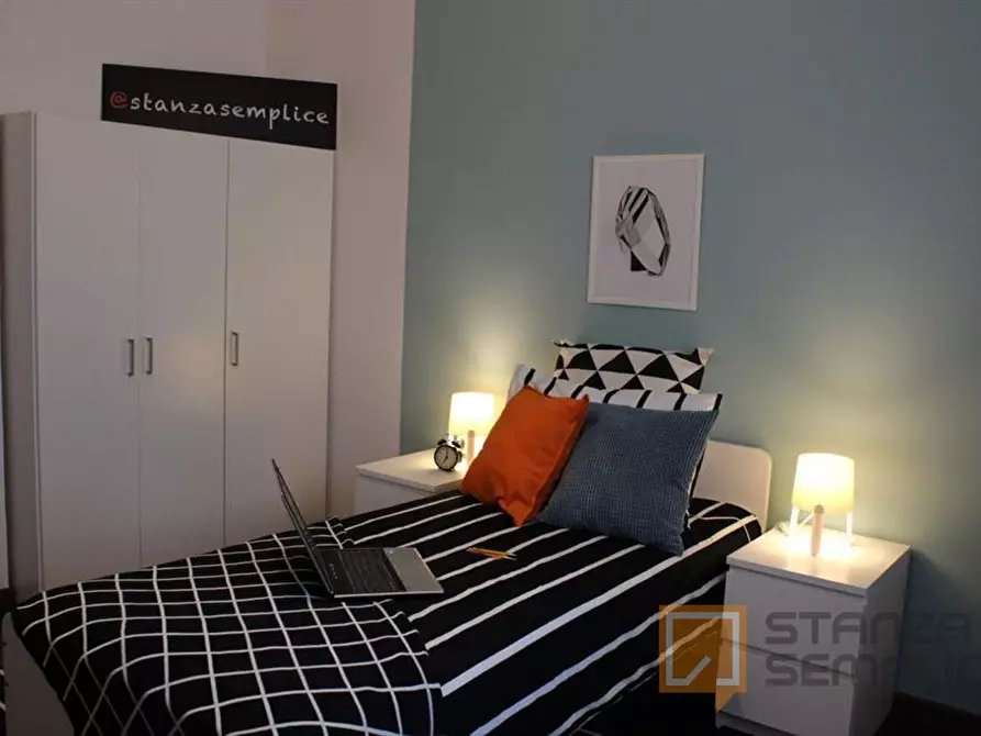 Immagine 1 di Stanza singola in affitto  in Viale Europa 72 a Brescia