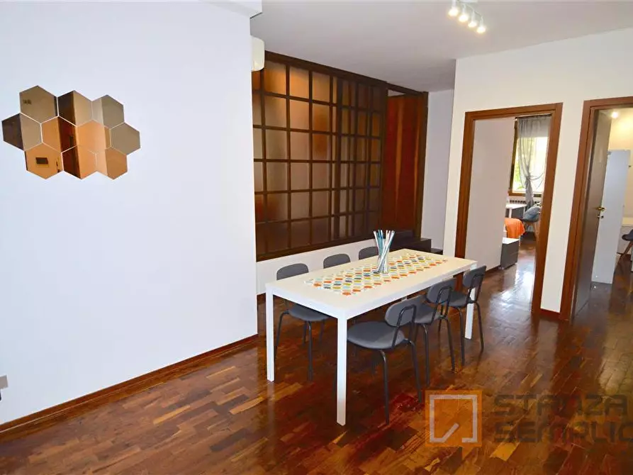 Immagine 8 di Stanza singola in affitto  in Via Giardini 111 - 1° piano a Modena