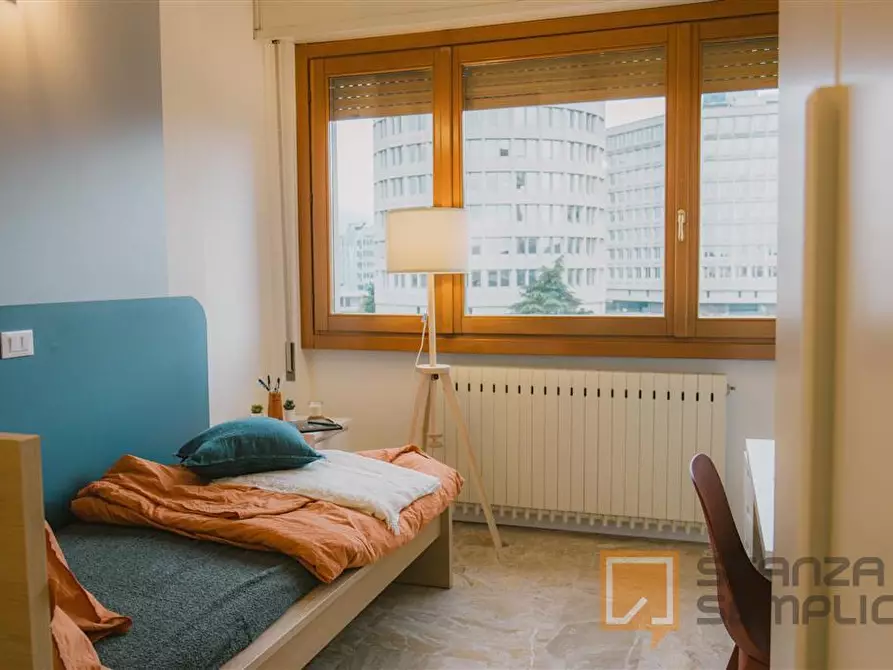 Immagine 3 di Stanza singola in affitto  in Via Cipro 8 a Brescia