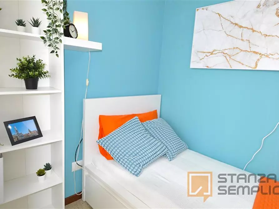 Immagine 4 di Stanza singola in affitto  in Via Marzabotto 72 a Modena