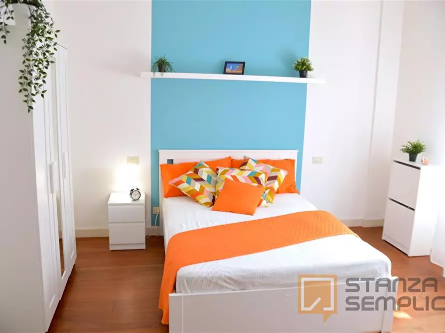 Immagine 1 di Stanza singola in affitto  in Via Ciro Menotti 52 a Modena