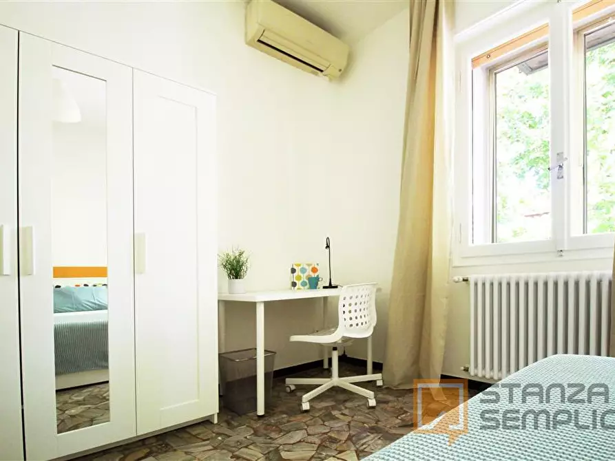 Immagine 2 di Stanza singola in affitto  in Via De Giovanni 22 a Bologna