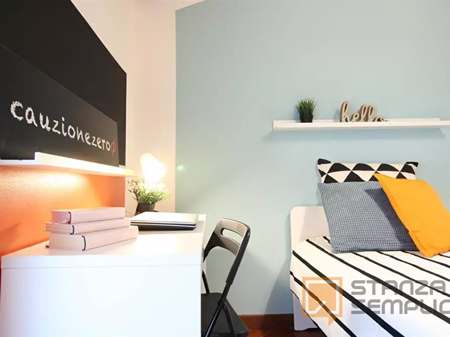 Immagine 3 di Stanza singola in affitto  in Via Trieste 19 a Brescia