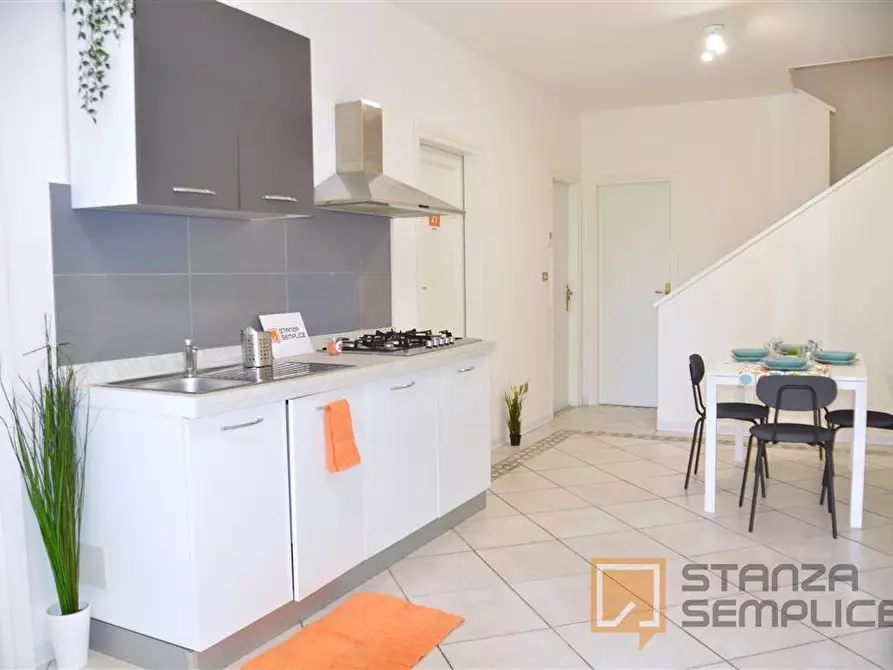 Immagine 9 di Stanza singola in affitto  in Via Brescia 61 a Modena