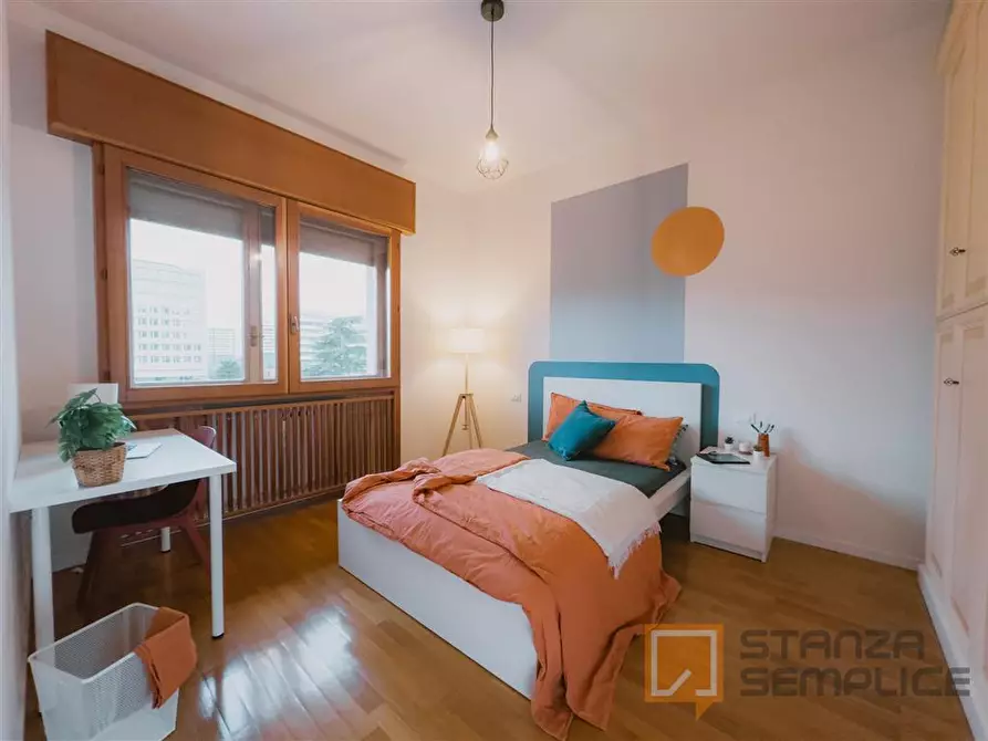 Immagine 4 di Stanza singola in affitto  in Via Cipro 8 a Brescia